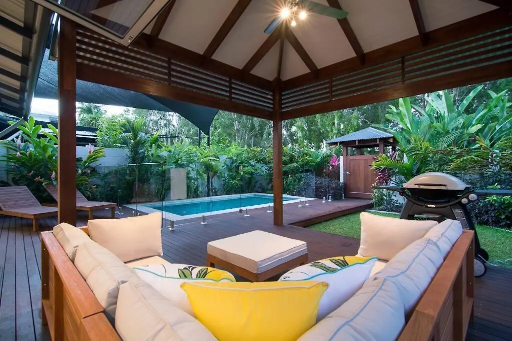 Iluka Beach Villa - Port Douglas Australia